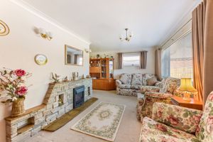 Lounge- click for photo gallery